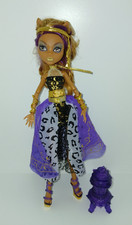 Poupée MONSTER HIGH  Clawdeen
