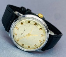 Montre-bracelet vintage Raketa