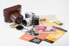 Appareil photo Exakta Varex IIa Type 3 #905692 objectif Tessar f/2,8 - 50mm.