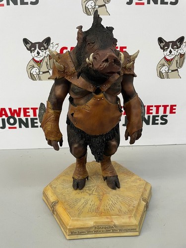 Minoboar statue les - minoboar,