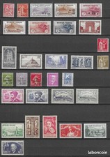 Lot collection timbres - *, /