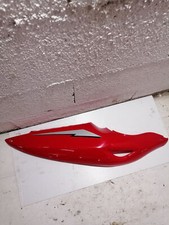 Carénage arrière droit