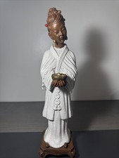 B137-statuette sculpture