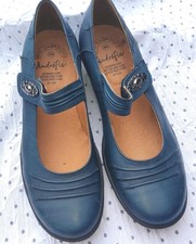 chaussures     ballerines  en cuir  Bleu   38