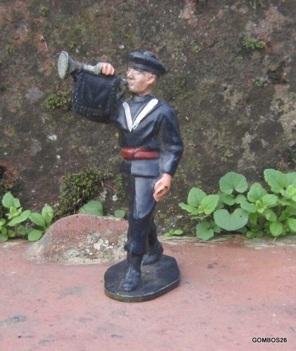 Figurine quiralu plastique - figurine,