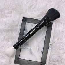 YSL Yves Saint Laurent Pinceau