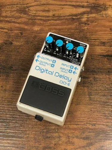 Boss delay guitar effect - delay,