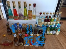 LOT 25 Mignonettes anciennes scellées