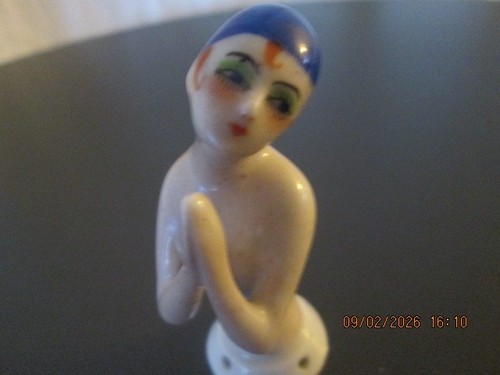 Ancienne demi figurine poupee - demi,