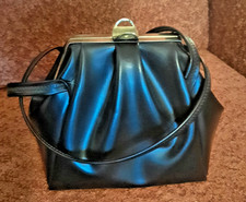 PETIT SAC A MAIN NOIR VINTAGE MONTURE EN LAITON ANCIENNE