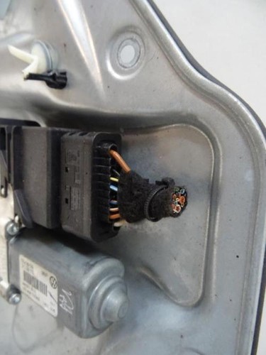 Leve vitre electrique arriere
