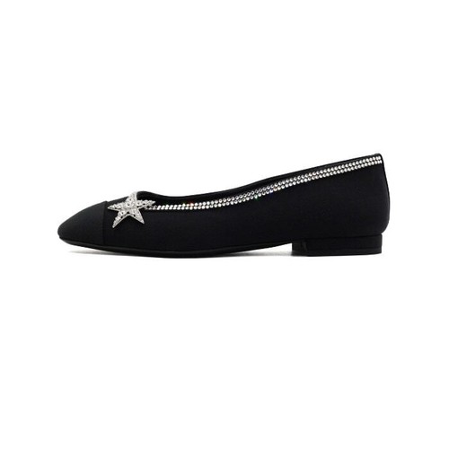 Chanel ballerines motif - chanel,