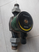 Pompe de circulation DAB  Evosta 2  Circulateur de chauffage peu servi  com neuf