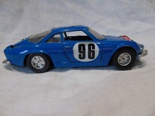 Alpine Renault Burago Italy scala 1/24 métal bleu, traces d'usage 1 jante abîmée