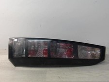 Feu arriere principal droit