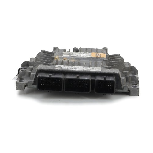 Calculateur moteur renault - calculateur,