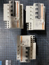 Disjoncteur 4 Pôles Multi 9