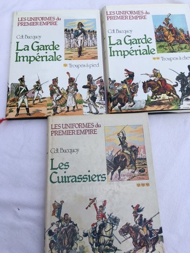 Militaria les uniformes - militaria, du