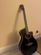 Yamaha APX700II - Black