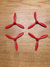 4 Hélices tripale plastique Rouge pour Avion Joustra Croix du Sud