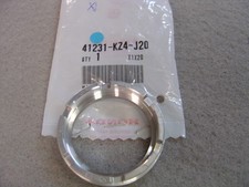 Ecrou de roulement sur moyeu