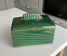 Boite art deco en faience de Saint Clement signée B Letalle (accidents)