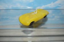 jouet ancien jaguar voiture de course en plastique type le Mans des années 1950