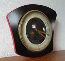 Belle Horloge  Forme Libre  noire  Vintage   Des Années 50's  Mar24