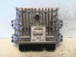 Calculateur moteur renault - moteur,