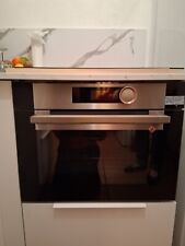 four combine micro-ondes De