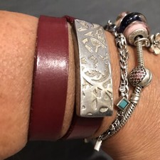 Bracelet argent massif et cuir bordeaux De Marque KENZO