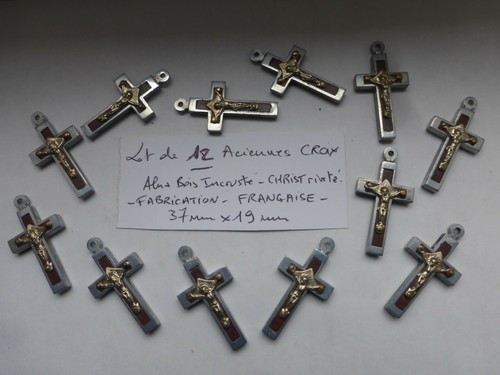 Lot ancienne croix 37 x - 37,