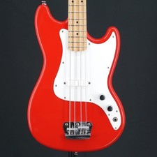 Squier by Fender