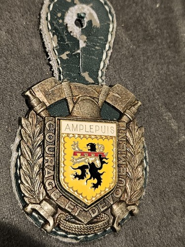 Insigne pucelle sapeurs - pucelle,