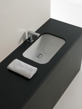Lavabo sous plan salle de bain
