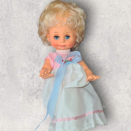 Antique 70s ari doll vintage - 70s,