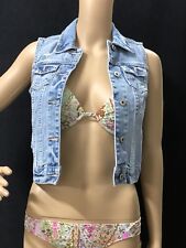 Girl's Abercrombie and Fitch