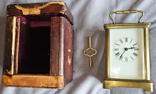 Pendulette de voyage dite d'