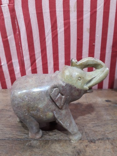 Lithothérapie statuette - :,