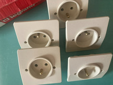 Legrand neptune Lot de 5 prises 2P+T  Beige