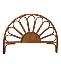 Tête de lit en rotin et