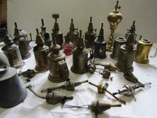 lot de pieces  anciennes  de lampe a petrole essence pigeon divers vrac