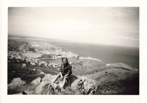 Ancienne photographie jeune - ancienne,