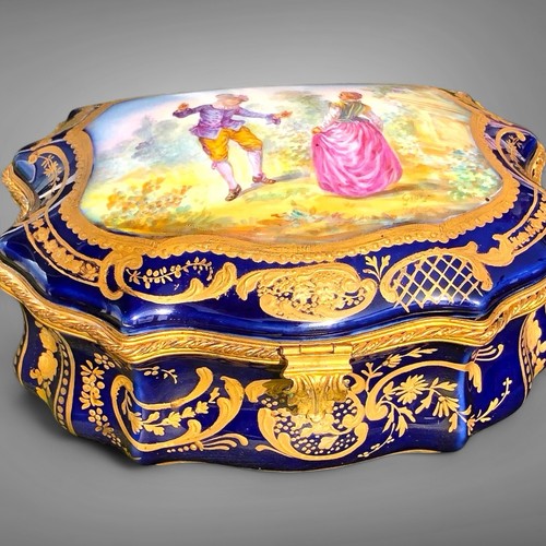 Coffret bijoux en - un, À