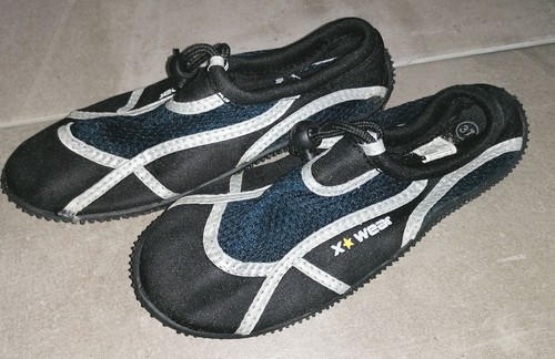 Chaussures aquatiques