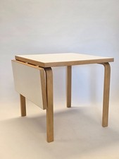 Alvar Aalto Drop-leaf Table by