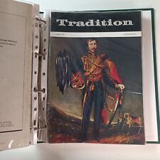 13 numéros du magazine Tradition, sous pochettes et classeur, 1964