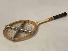 RAQUETTE DE TENNIS KAWASAKI GRAND SLAM ( MONTANA) AVEC PRESSE ZEPHYR