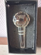 ancien bouchon en cristal à facettes de carafe+écrin,vintage.