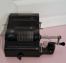 Ancienne Machine à Calculer NOVA BRUNSVIGA II circa 1930 Mécanique Collection